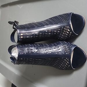 Vince Camuto Blue Sandal size 9